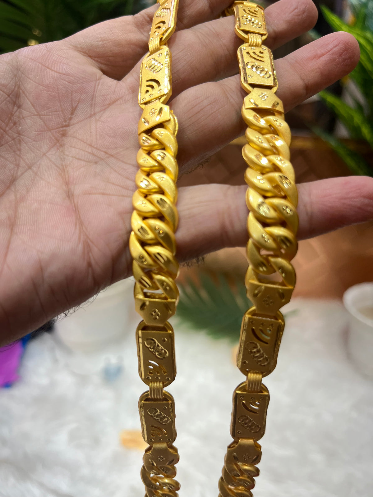 one gram gold plated navabi singapuri chain with maa big biscuit pandent
