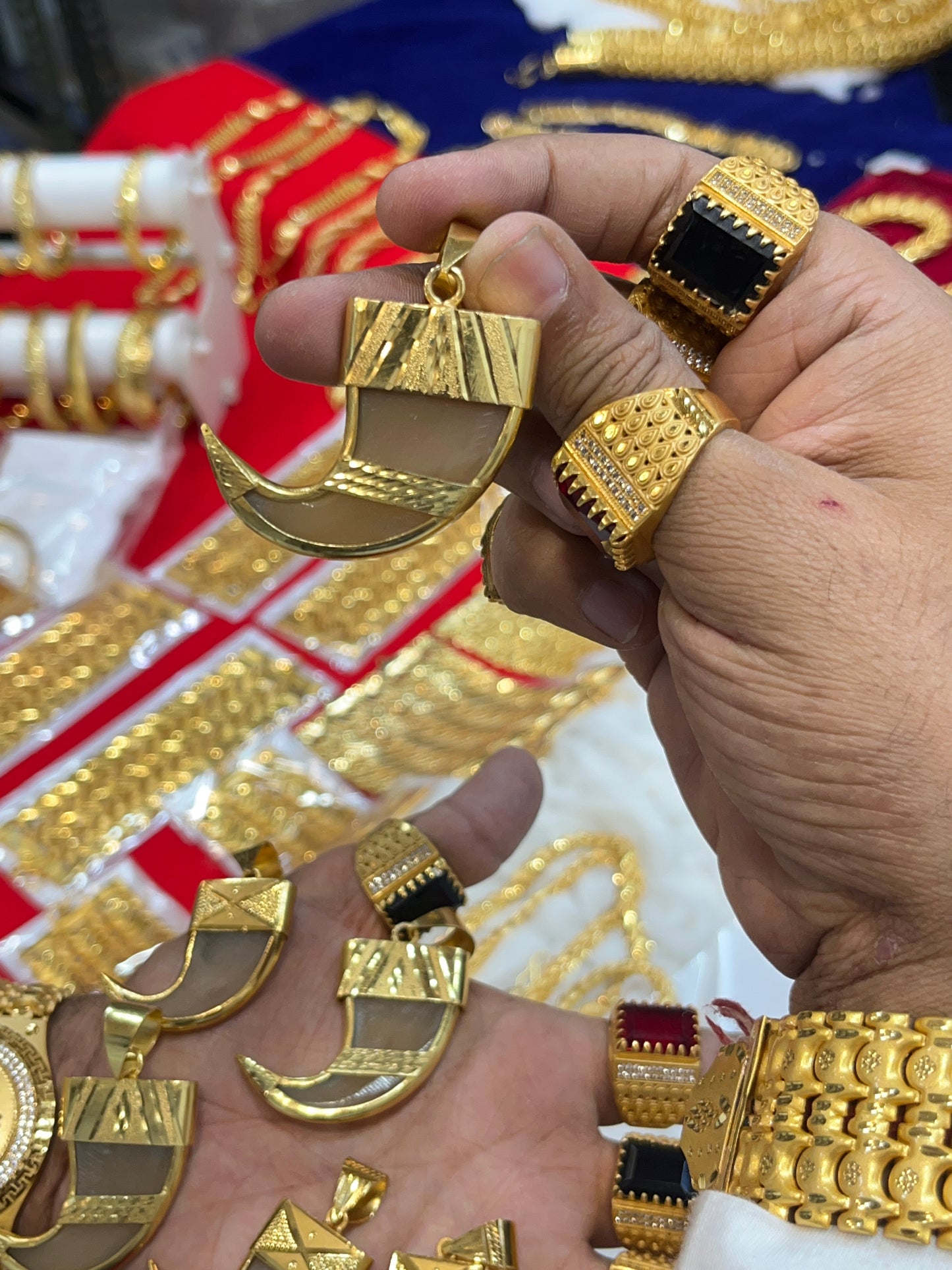 Gold plated neals design pandent premium 1piece
