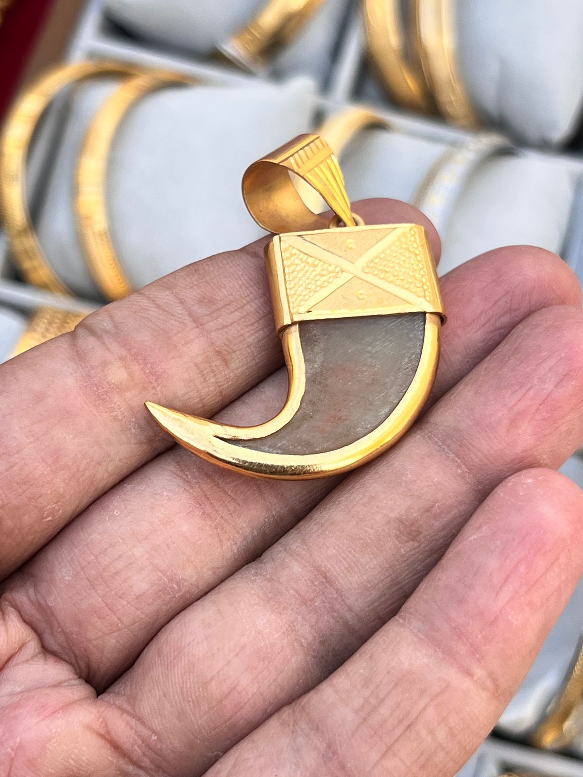 Gold plated premium eliphant neals design premium quality pandent