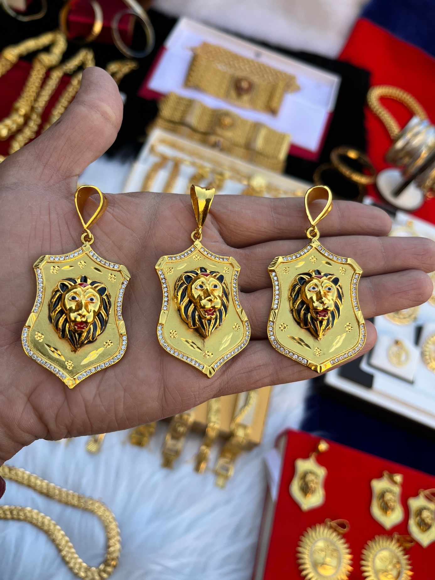 one gram gold Lion Daimond Big Pendent 1pic