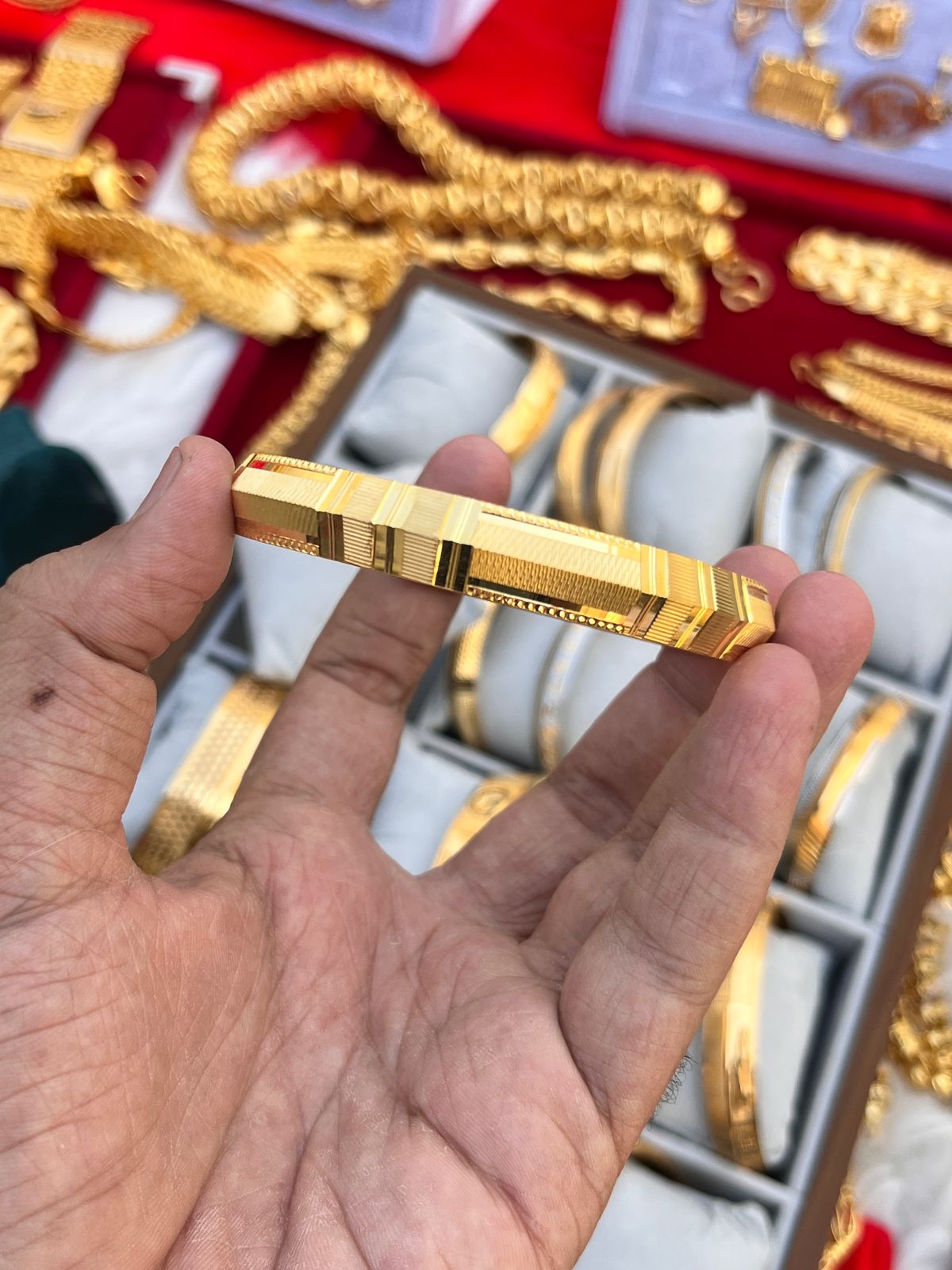 Gold plated premium new flat design finishing men's kada