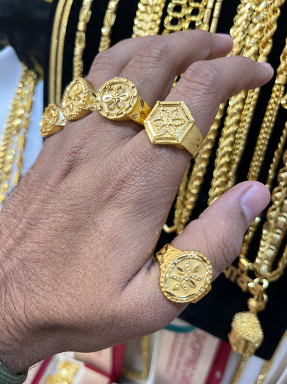 5 pack of marwadi round nakshi primium quality gold polished rings