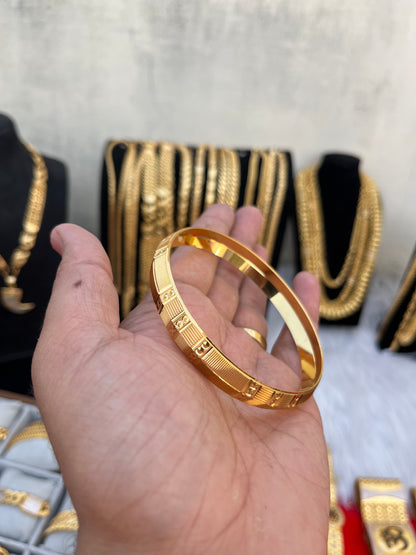 Gold plated premium nakshi punjabi kada