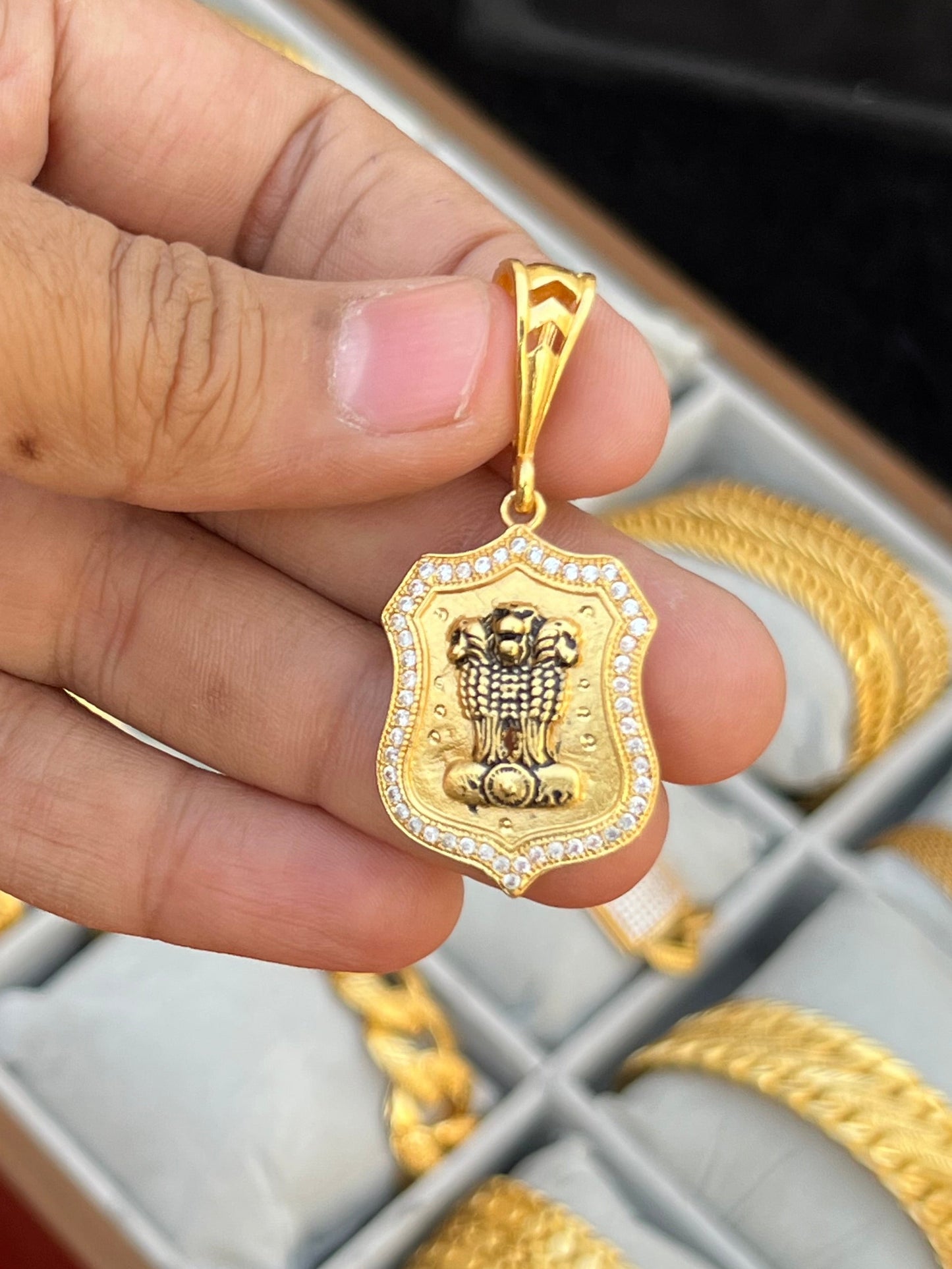 one gram gold plated ashok stumb design pandent