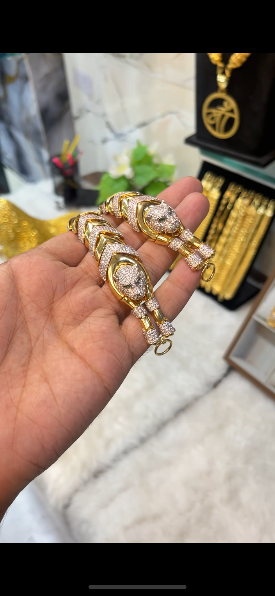 One gram gold plated lion daimond bracelet