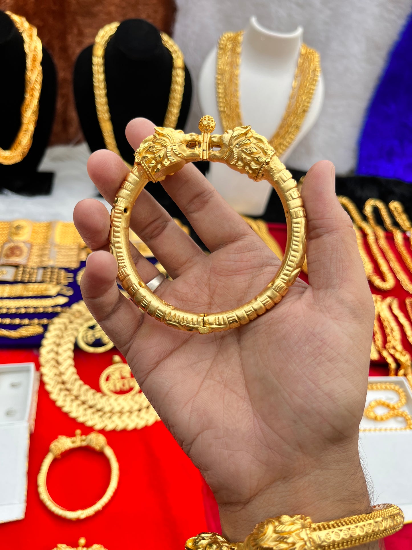 Gold plated Rajwadi design kada for men