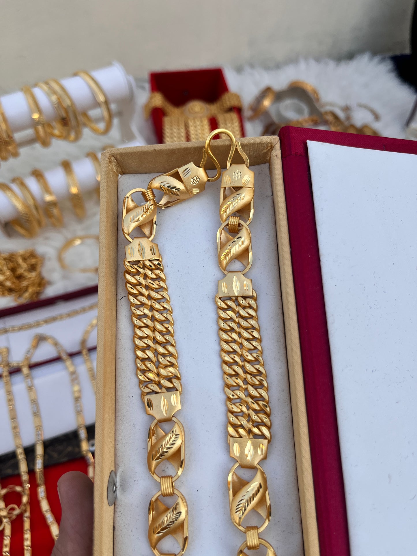 Gold plated heavy singapuri design chain for men