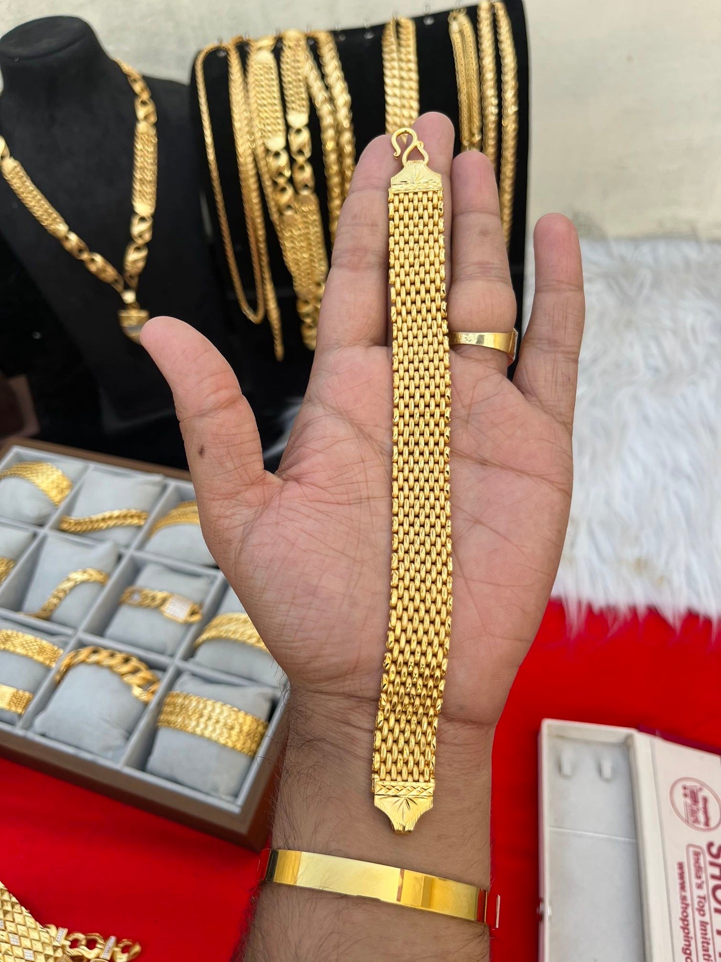 one gram gold plated slet deisgn bracelet