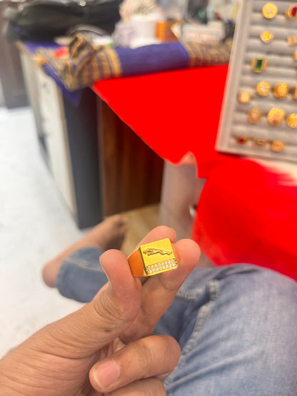 gold plated antitanisk jeguar design ring