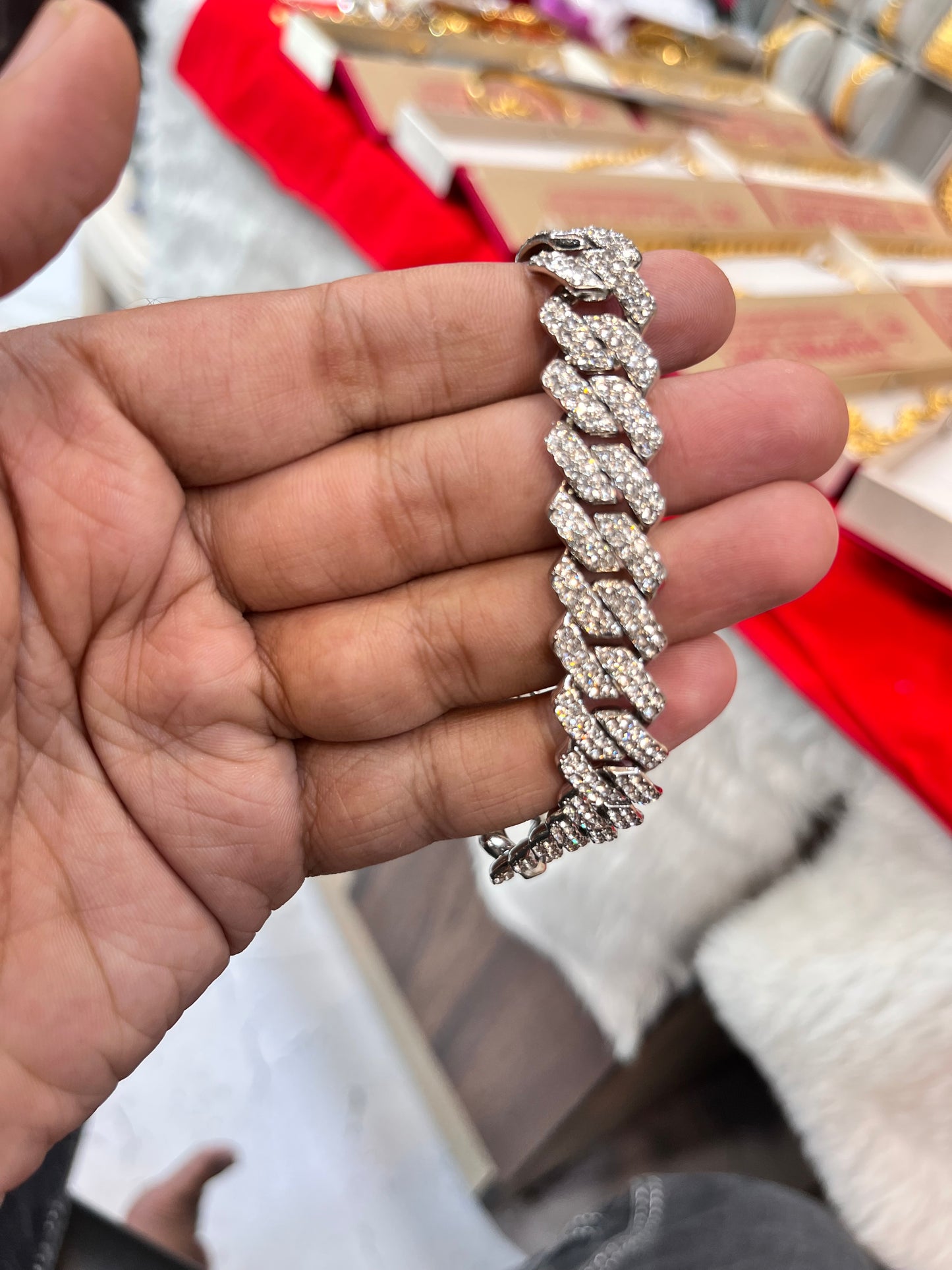 Silver plated fully daimond premium bracelet