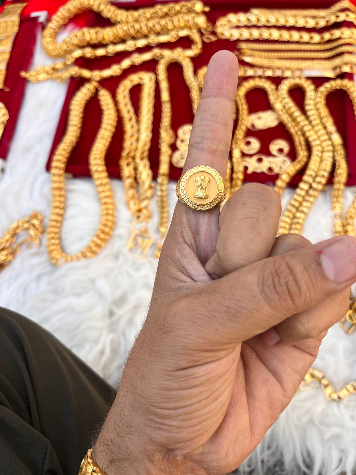 Gold plated premium ashok stumb round ring