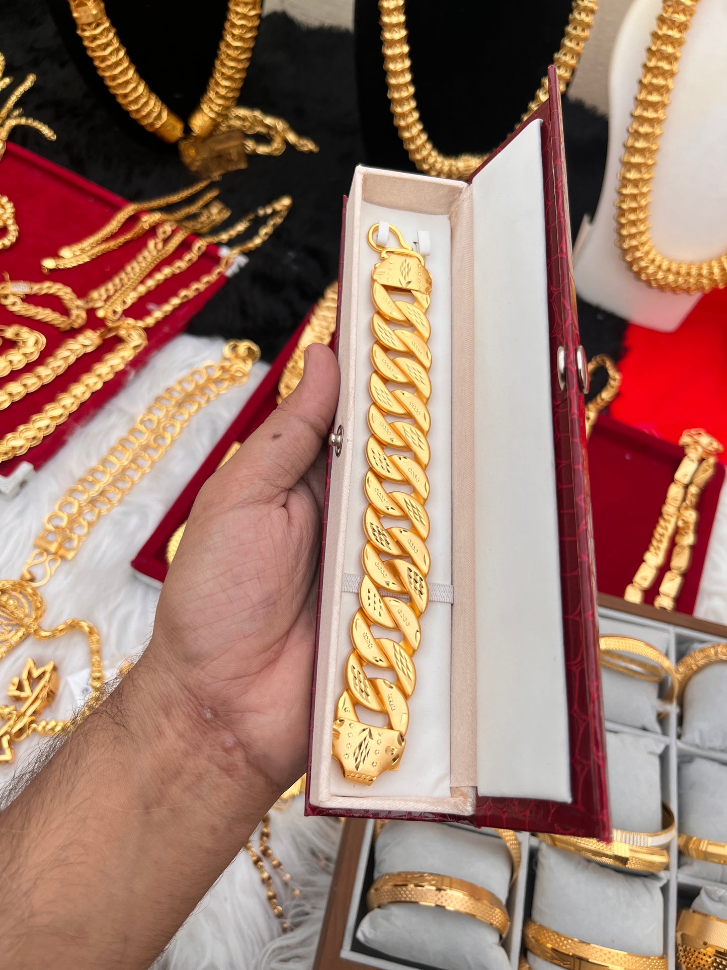 one gram gold premium heavy singapuri design 1 lyer bracelet