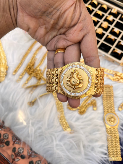 one gram gold ganesh ji daimond bracelet