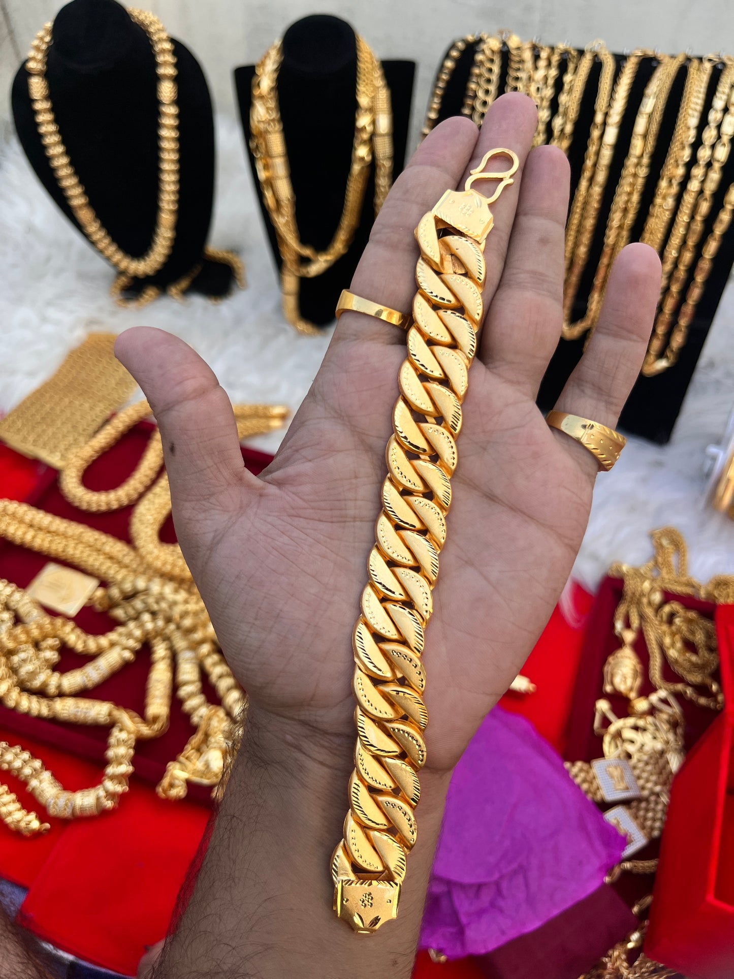 one gram gold plated 1lyer singapuri design heavy bracelet
