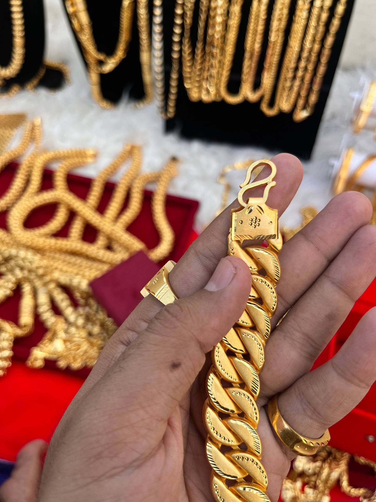 one gram gold plated 1lyer singapuri design heavy bracelet