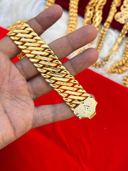 Gold plated premium design cross design bracelet