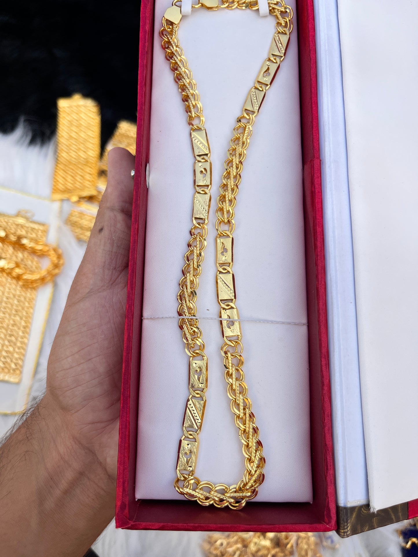 Men's Gold Plated Lautos Navabi Slim Design Chain