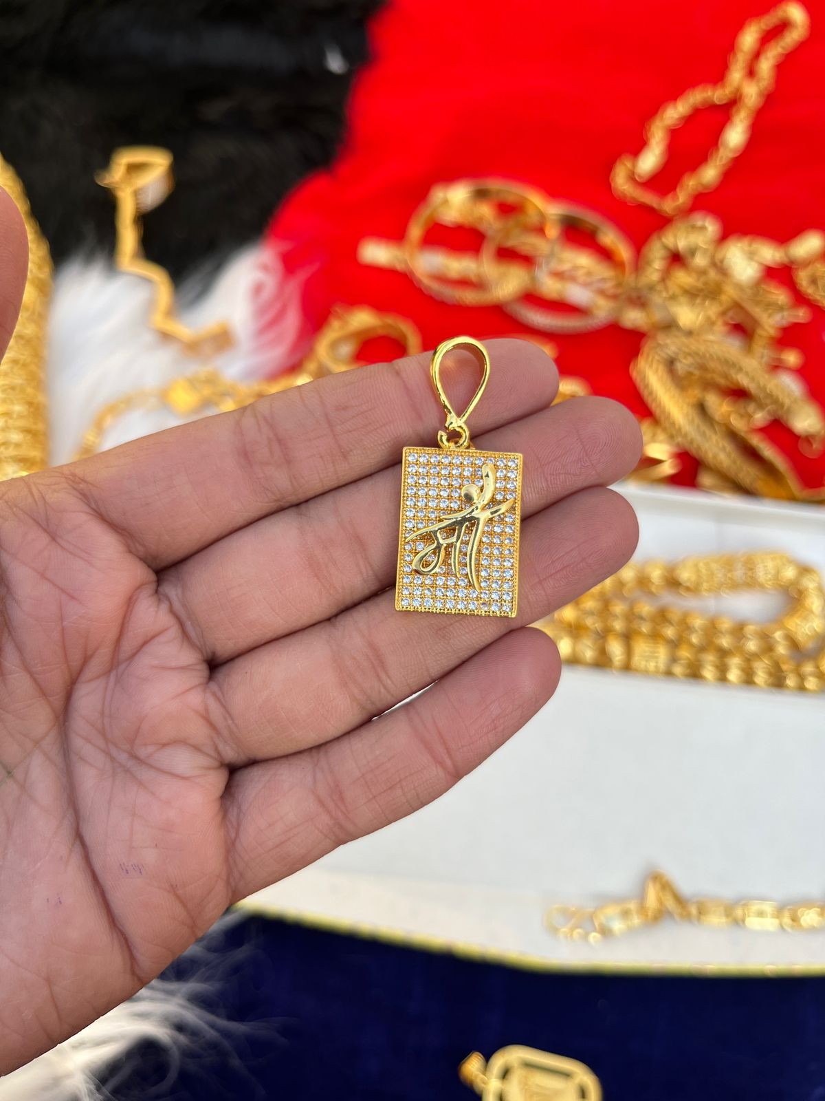 Gold Plated Maa Daimond Pendent