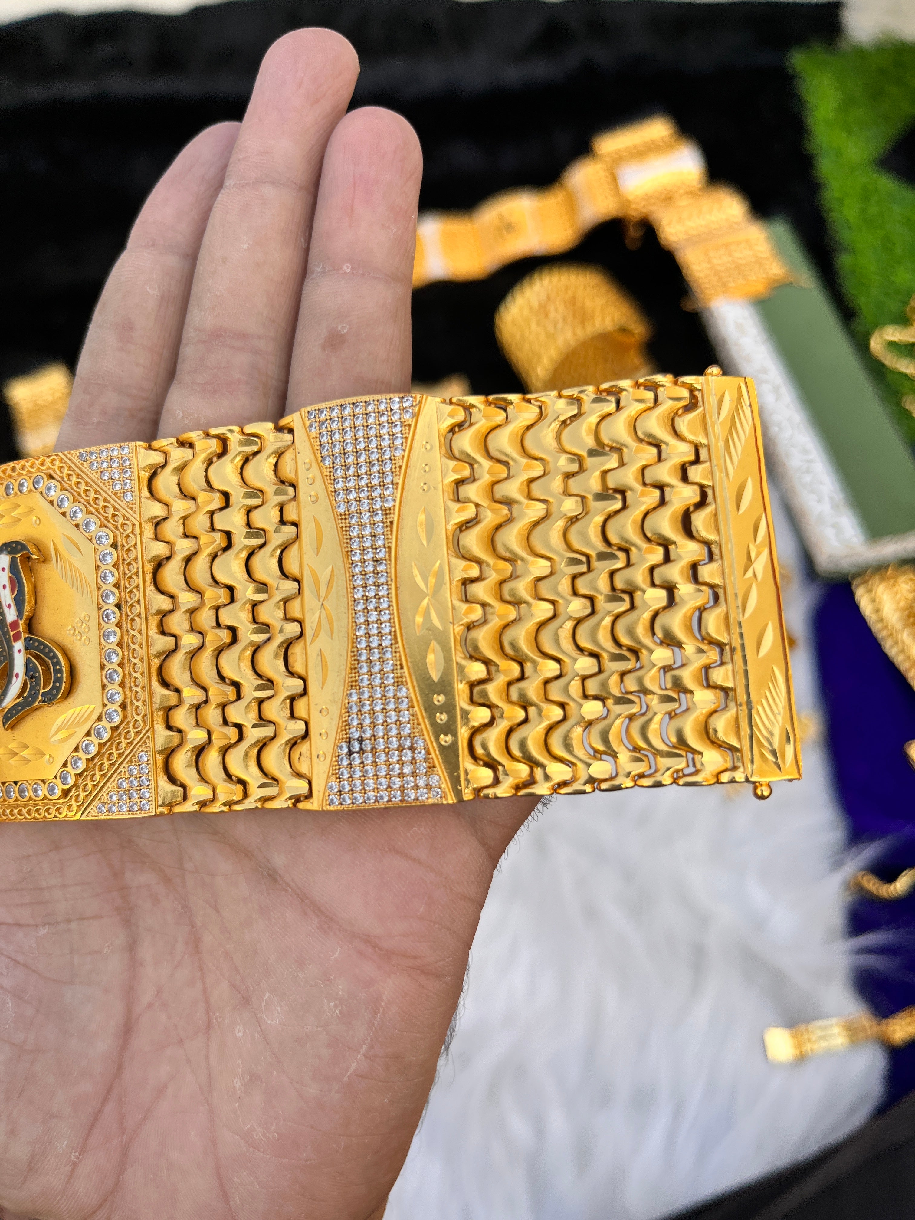 Fnsale Metal Gold-plated Bracelet Price in India - Buy Fnsale Metal Gold-plated  Bracelet Online at Best Prices in India | Flipkart.com