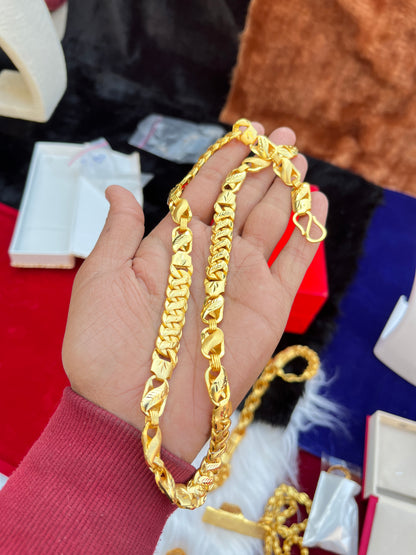 Men's Gold Plated Slim Singapuri Design Chain